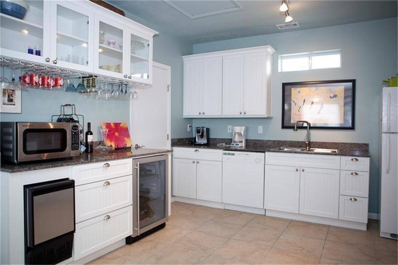 Unit 3 (house) Upstairs