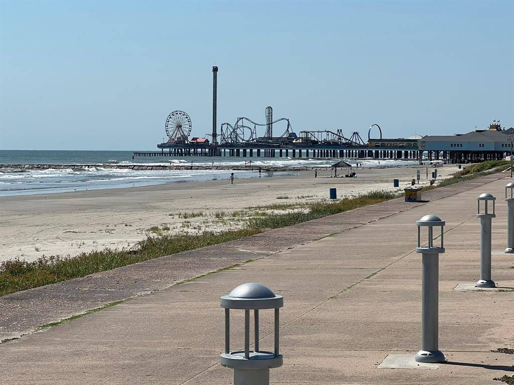 Nearby Beach Access