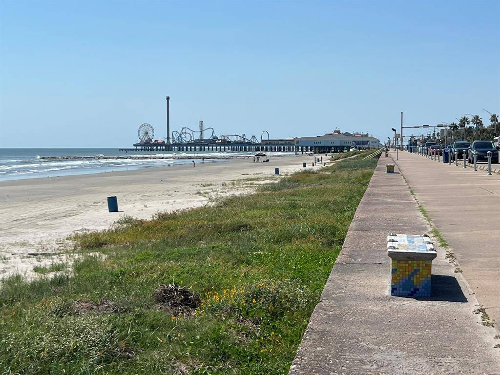 Nearby Beach Access