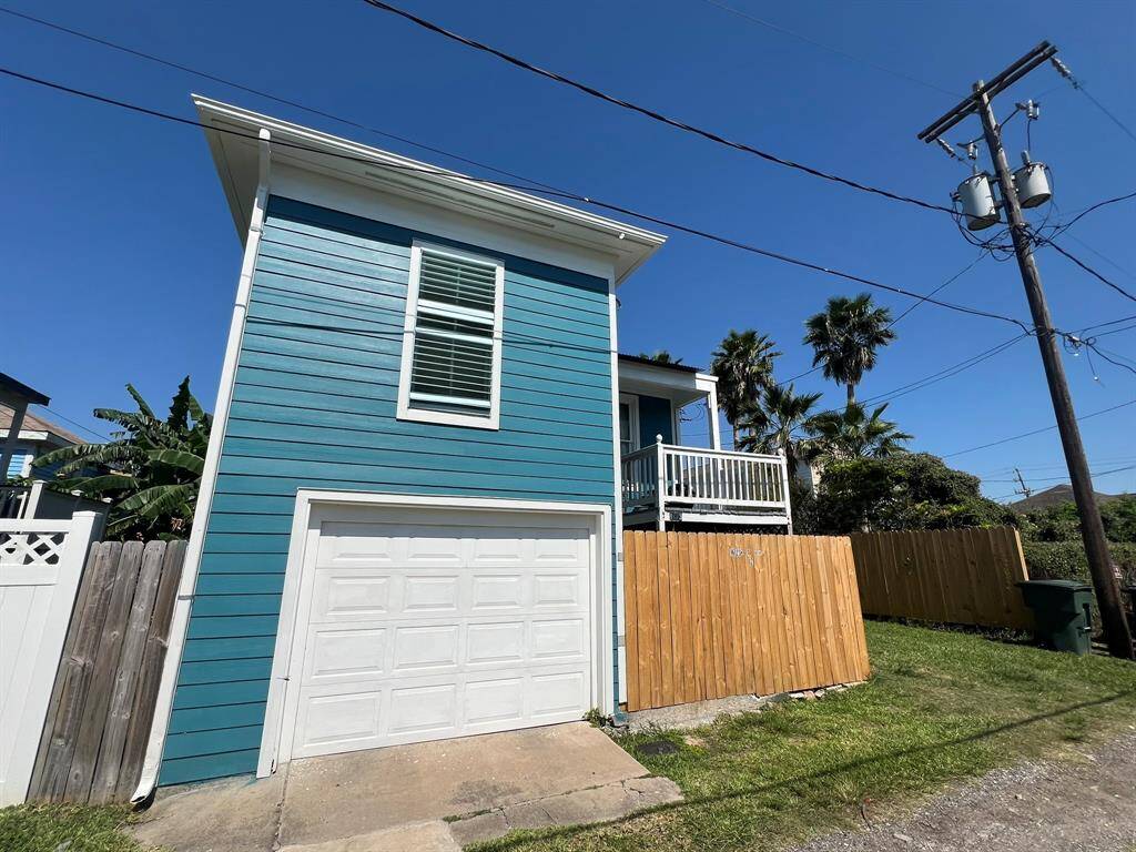 1623 Avenue N 1/2, Galveston, TX, 77550, Galveston County; 4-Units