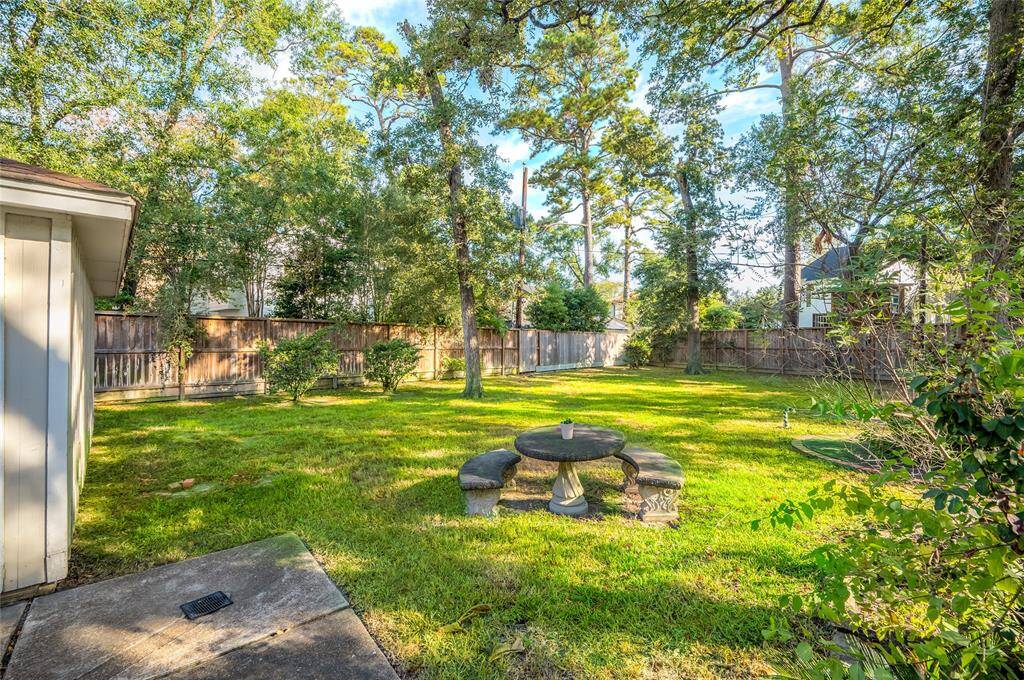 Such and incredible opportunity- this home is situated on a one of kind lot offering LOADS of options for your backyard.  Easily can fit a pool, trampoline, playhouse or all of the above- the options are endless.