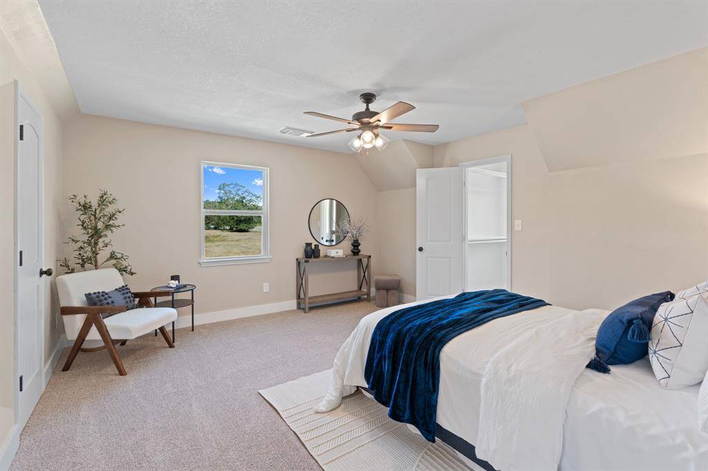Large windows grace the room,allowing natural light in!