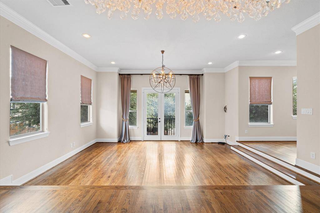 Great natural light and low maintenance floors in this home!