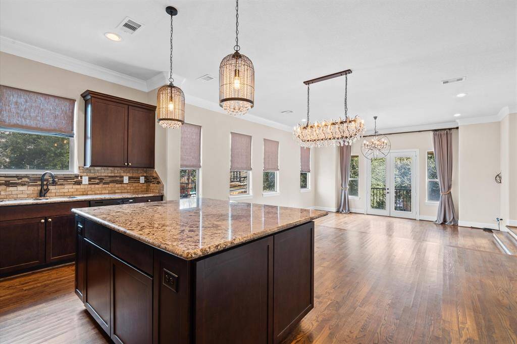 Expansive views and open sight lines in this lovely home!