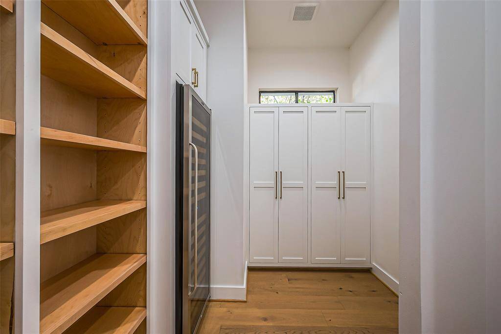 Pantry has beverage/wine refrigerator