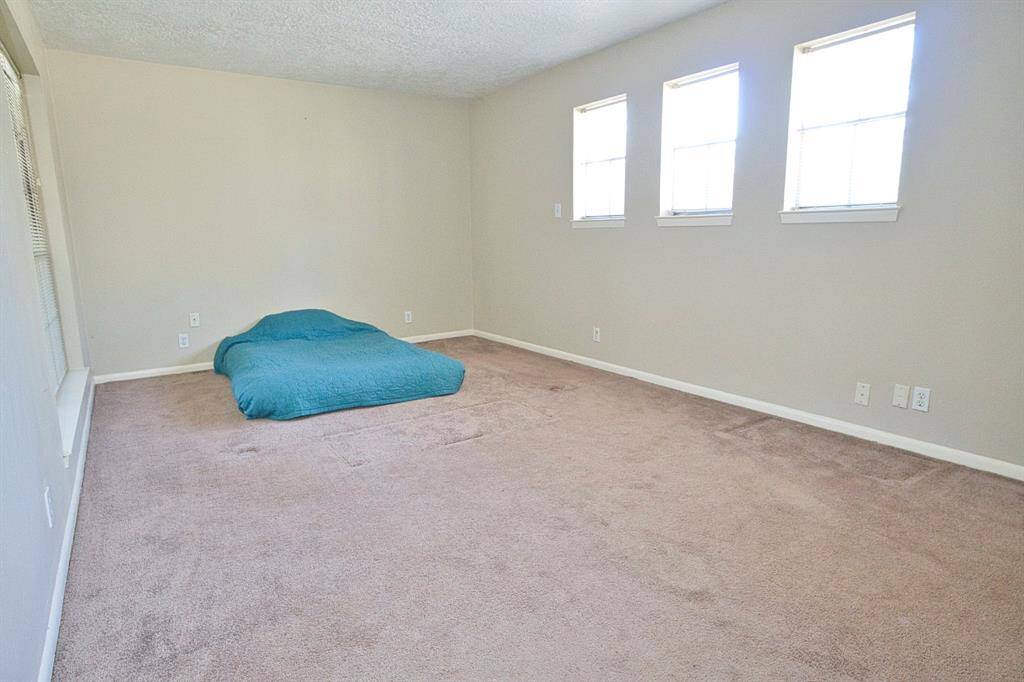 11' x 19' Primary BR