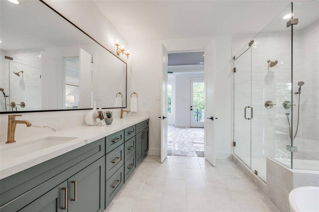 ASK ABOUT CUSTOMIZATION OPTIONS DURING CONSTRUCTION ONLY *MAZZARINO MODEL HOME * PHOTOS MAY SHOW A SIMILAR FLOOR PLAN AND/OR UPGRADED/ALTERNATIVE FINISHES * Please use these photos as a guide *THIS IS AN ACTIVE CONSTRUCTION SITE, BUYERS MUST REQUEST APPOINTMENT TO BE ON PREMISE AT ALL TIMES.