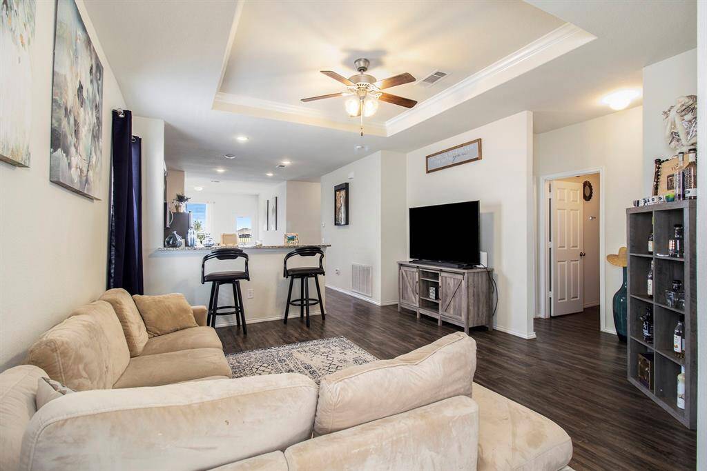 spacious living room