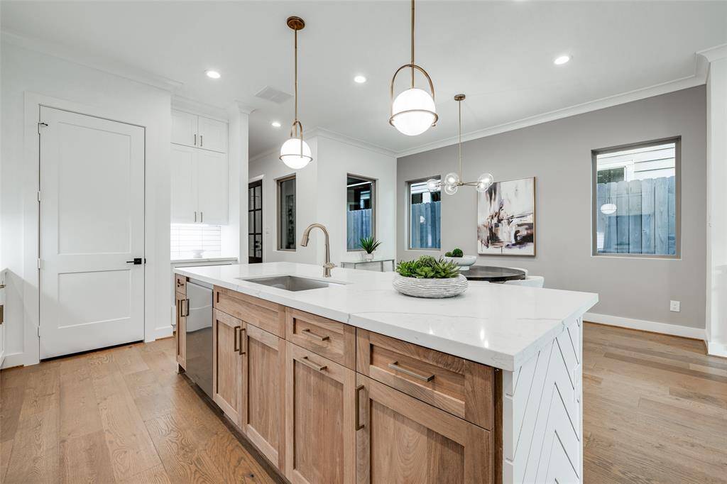 ASK ABOUT CUSTOMIZATION OPTIONS DURING CONSTRUCTION ONLY *MAZZARINO MODEL HOME * PHOTOS MAY SHOW A SIMILAR FLOOR PLAN AND/OR UPGRADED/ALTERNATIVE FINISHES * Please use these photos as a guide *THIS IS AN ACTIVE CONSTRUCTION SITE, BUYERS MUST REQUEST APPOINTMENT TO BE ON PREMISE AT ALL TIMES.