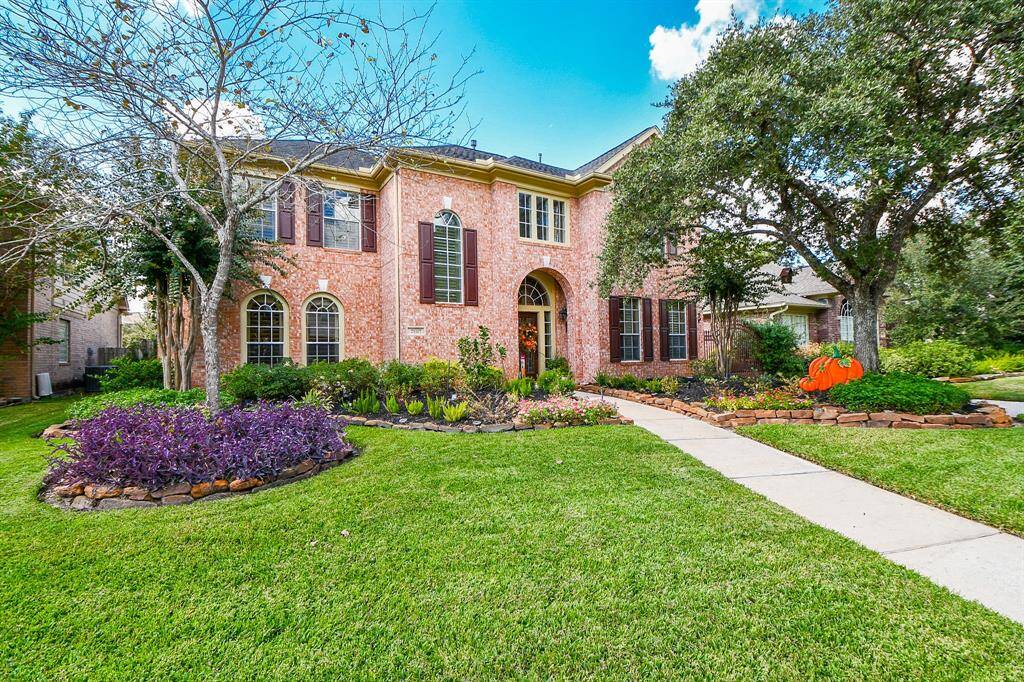 Impeccable maintenance, inside and out, are on display here, for this palatial, single family, 2-story brick/stone/wood treasure, occupying an 8,840 square-foot-lot with 3,207 square-feet of interior living space, in a lushly wooded cul-de-sac . . . with no rear neighbors!