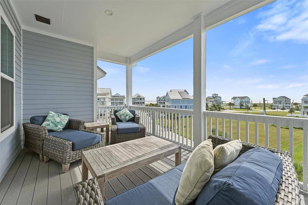 Enjoy serene views of thesurrounding area from thisspacious upper deck, perfect forsoaking up the coastal breeze.