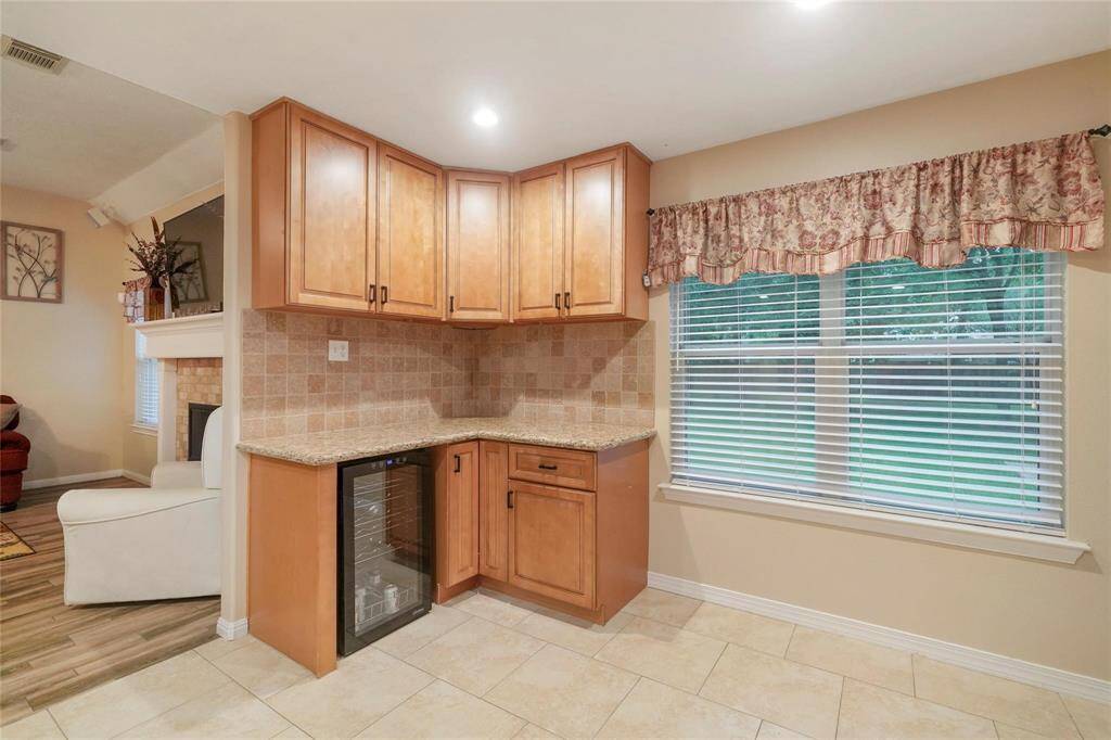 Wine Cooler/Bar area in Kitchen