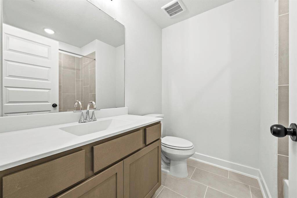 Representative photo. Home under construction. Design selections and colors may vary.