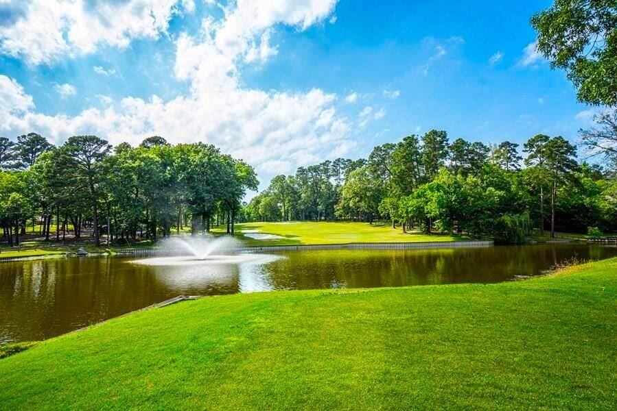 Private access to Holly Lake Ranch Golf Course