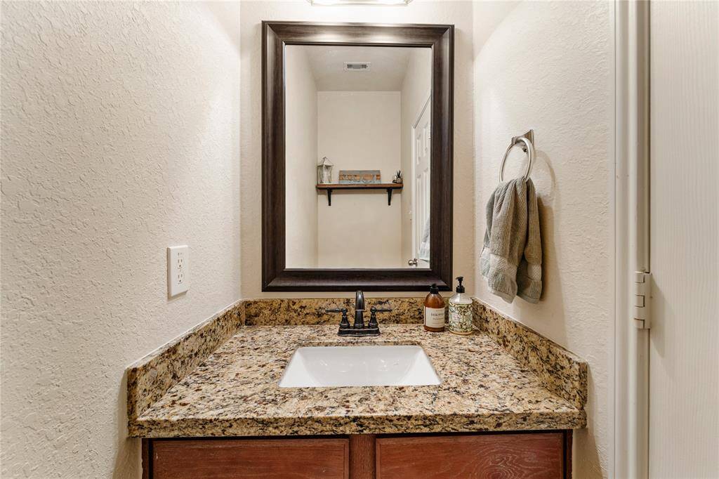Half Bath With Granite Countertops