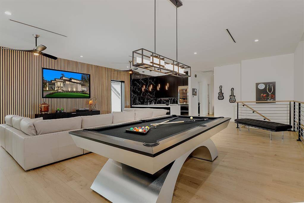 Amazing game room/media room and wet bar/kitchen
