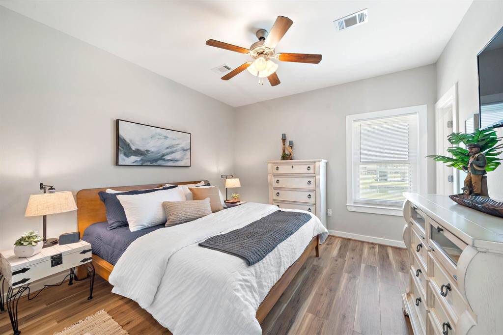 New in 2022 King Bed