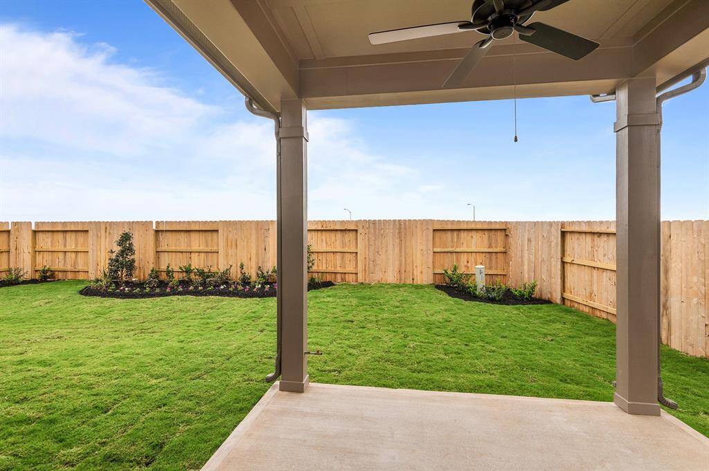 Welcome to The Hennessey by David Weekley Homes. Move-In-Ready Now!