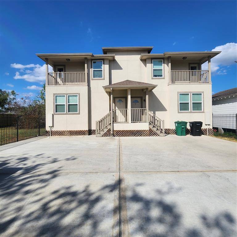 Duplex Building