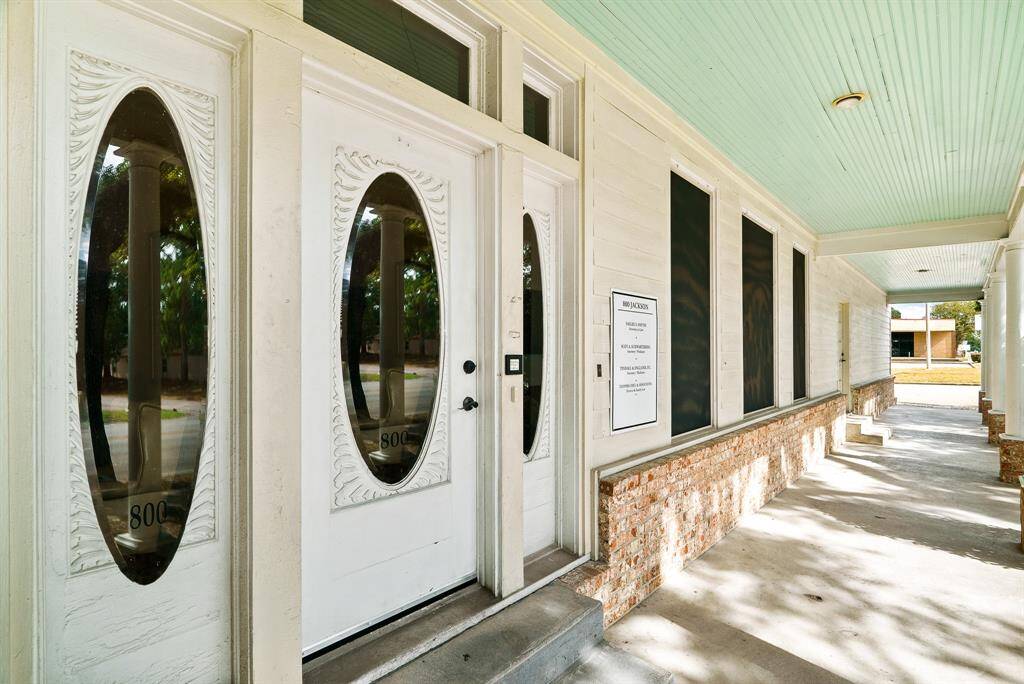 This Front Porch is one of the distinguishing features that sets this property apart from the rest. Whether you choose to put colorful floral pots, rocking chairs, or business displays, they can be seen clearly from the road.