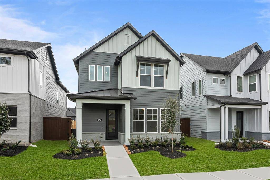 Welcome to The Belize by David Weekley Homes. Move-In-Ready Now!
