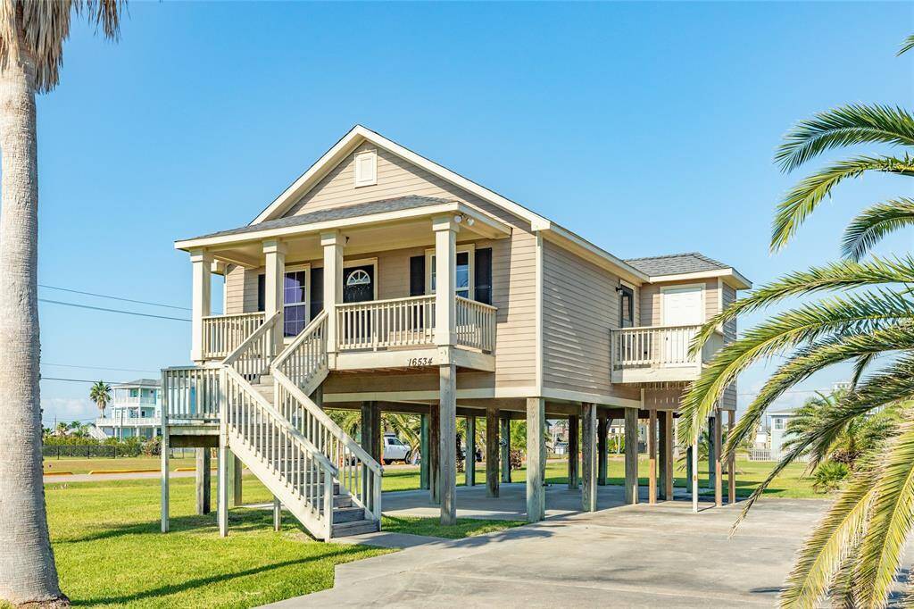 Raised cottage on corner lot