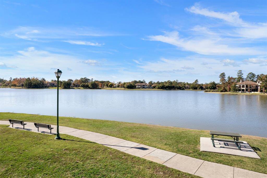Pool, splash pad and clubhouse.