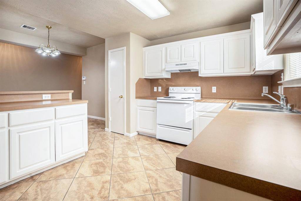 Lots of Cabinets and Counter Space