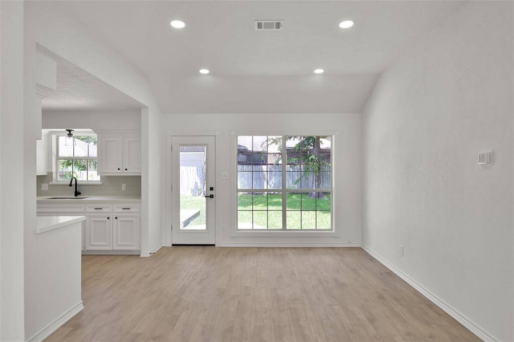 These LVP floors capture the rich, warm tones and intricate grain patterns of natural hardwood, providing an opulent aesthetic while offering the practicality and ease of maintenance that only premium LVP can deliver.