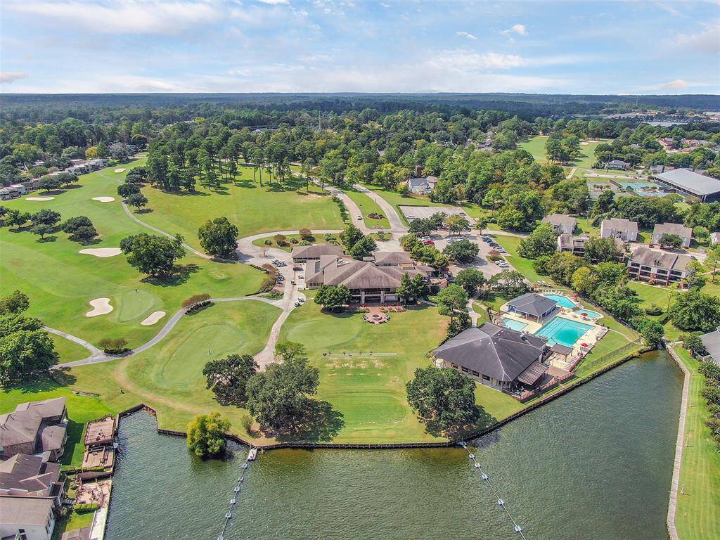 April Sound Country Club boasts a full range of first-rate amenities!