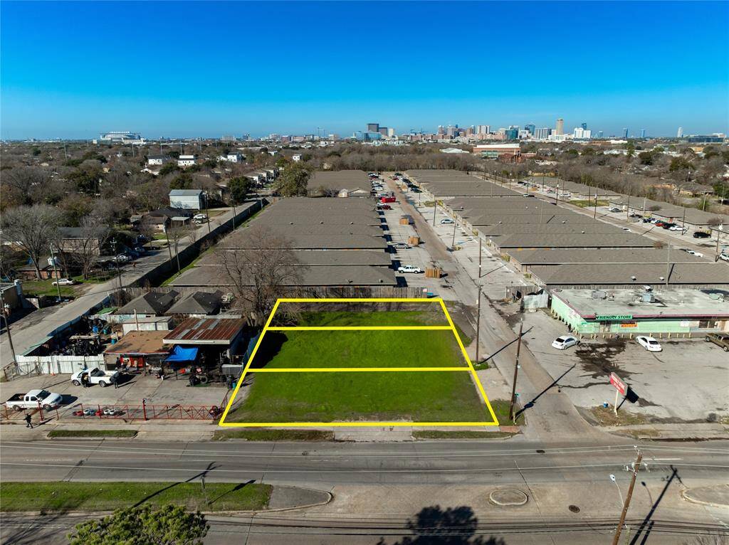 This picture is a rendering of the property/listing. Three Lots side by side.
