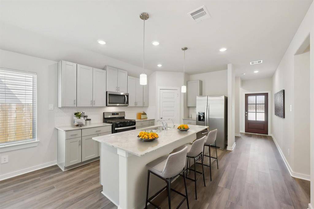 Photo is not of the actual home but is an inspirational photo of builder’s model home and may depict options, furnishings, and/or decorator features that are not included.