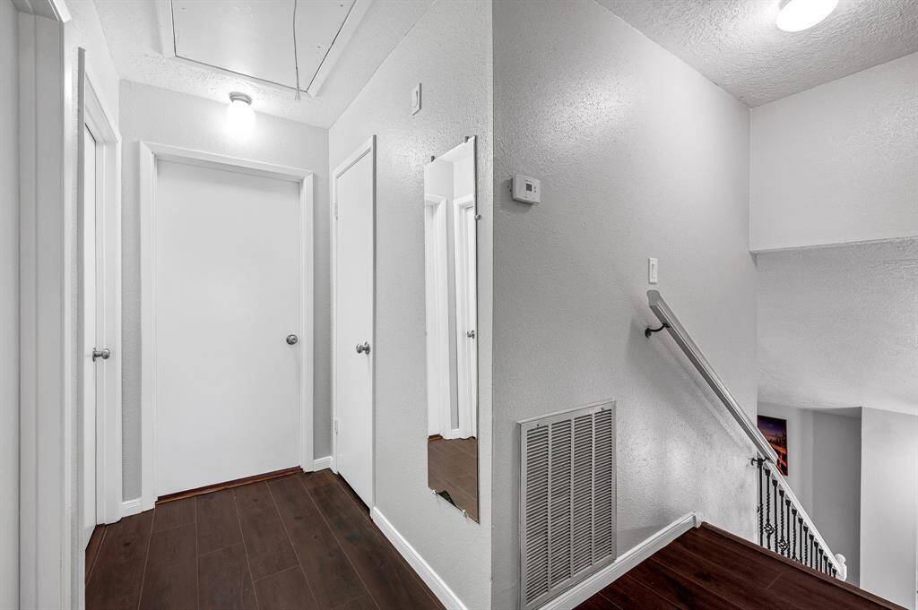 Floor 2 - Landing