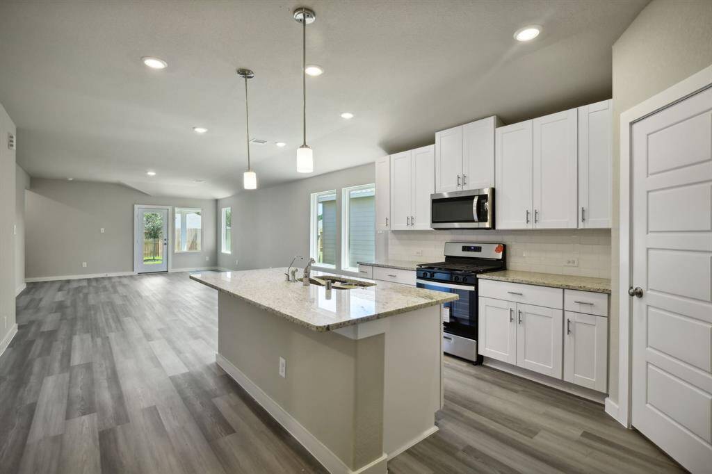 Photo is not of the actual home but is an inspirational photo of builder’s model home and may depict options, furnishings, and/or decorator features that are not included.
