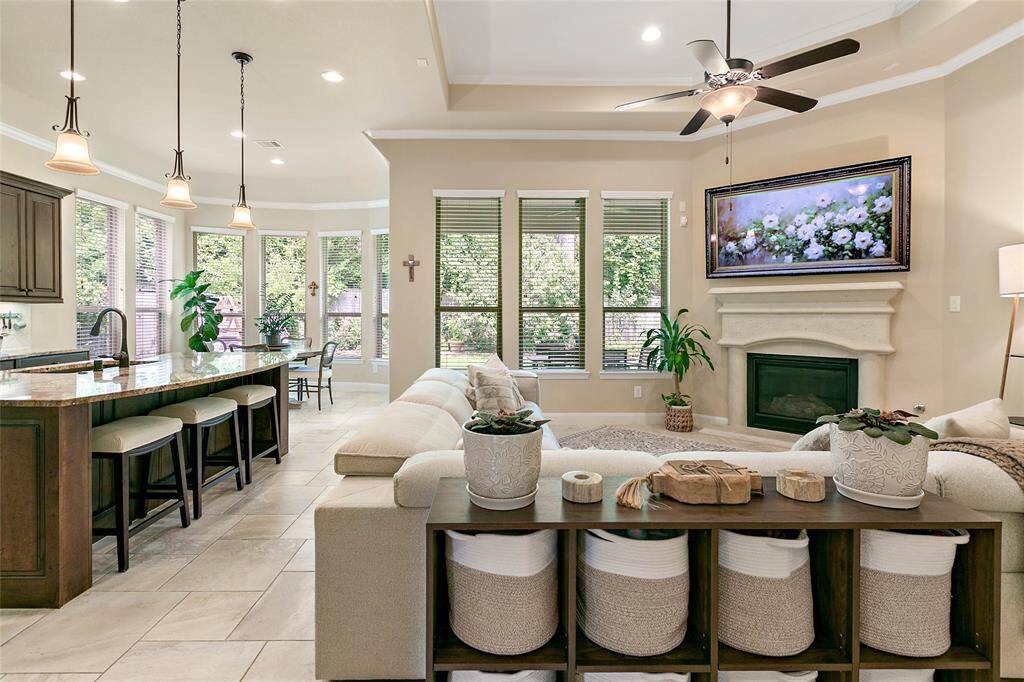Natural light is abundant in this home with all of the windows!