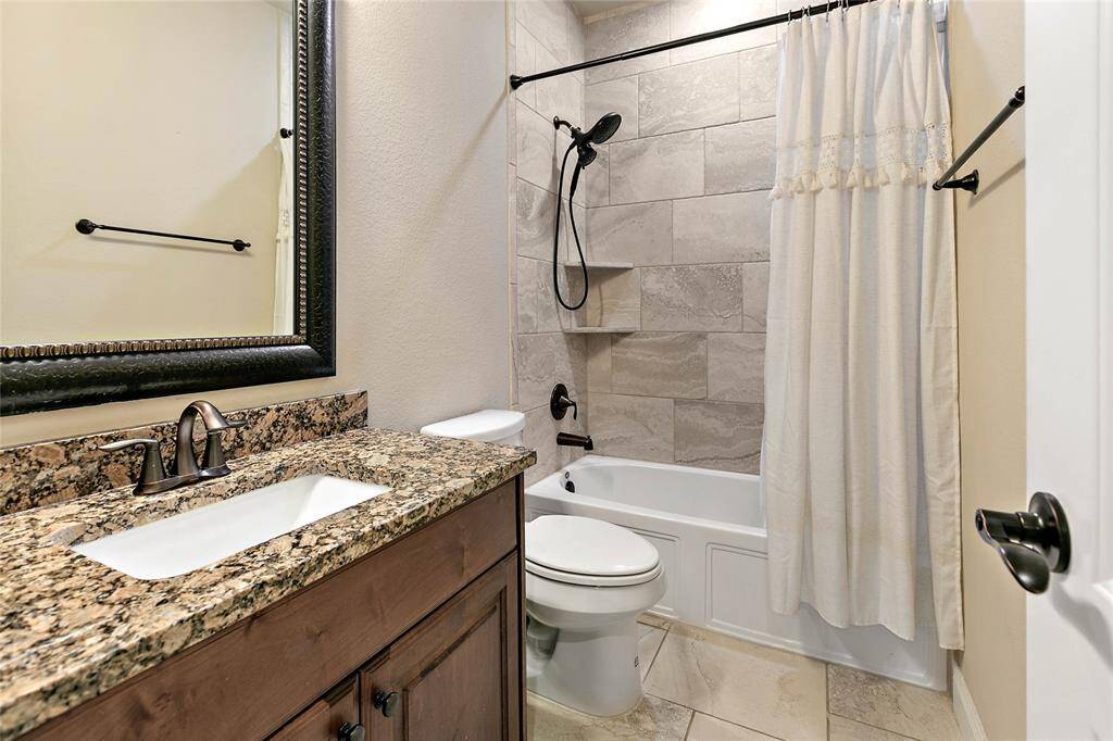 Beautiful secondary full bathroom.