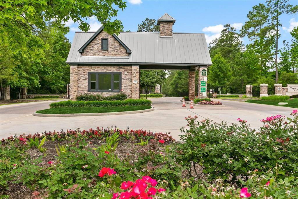 Gated entry welcomes you home to all that Woodtrace has to offer.