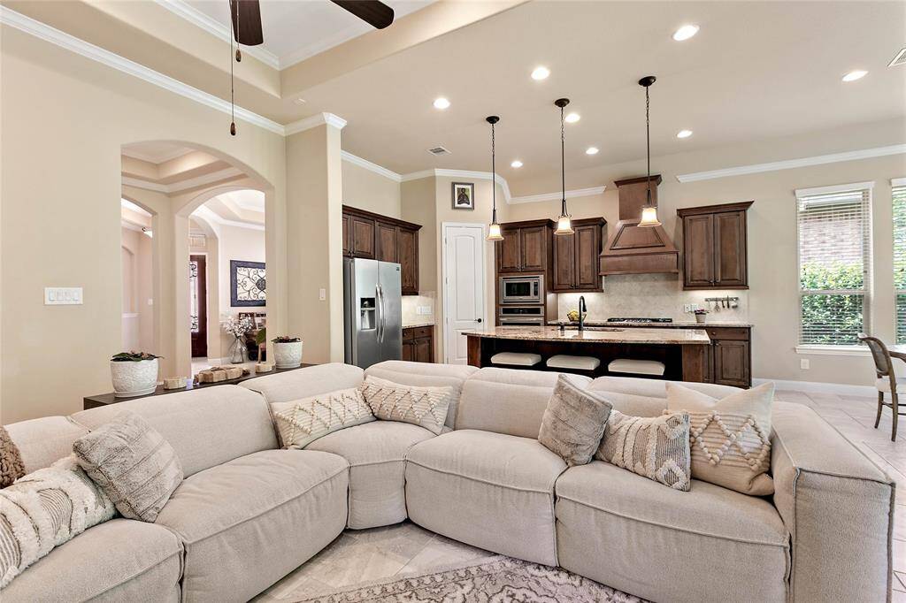 Light, bright, immaculate- this home is ready for move in!