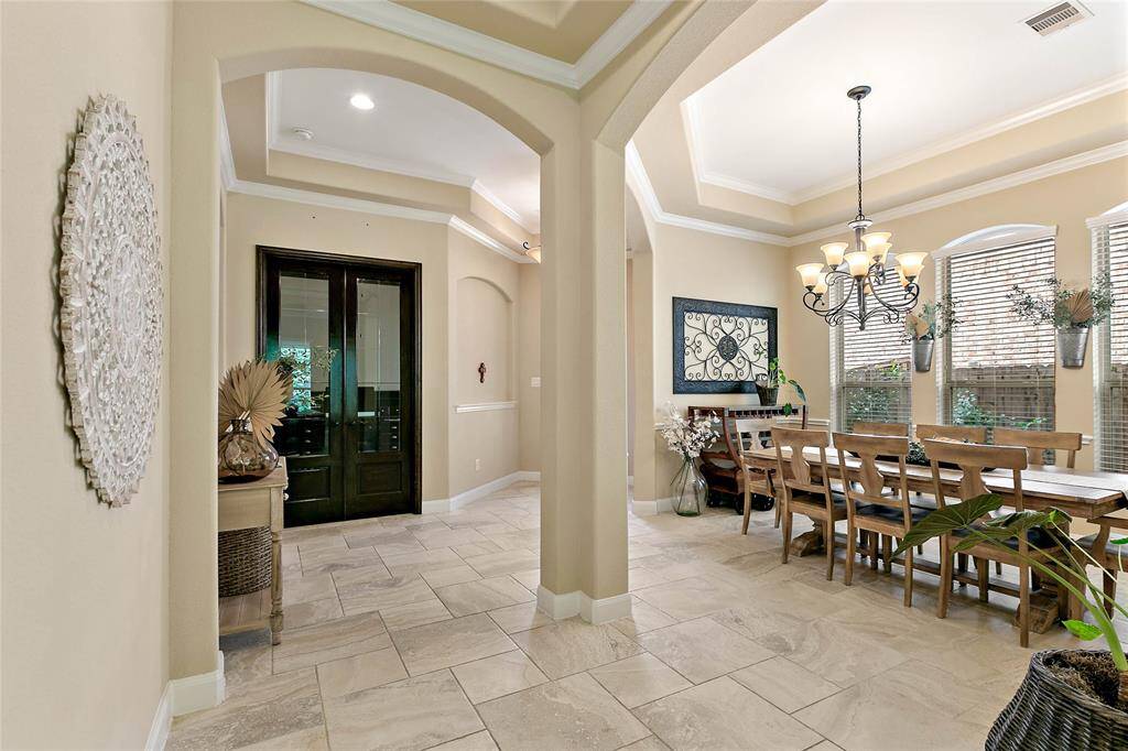 Open floorplan and spacious rooms.