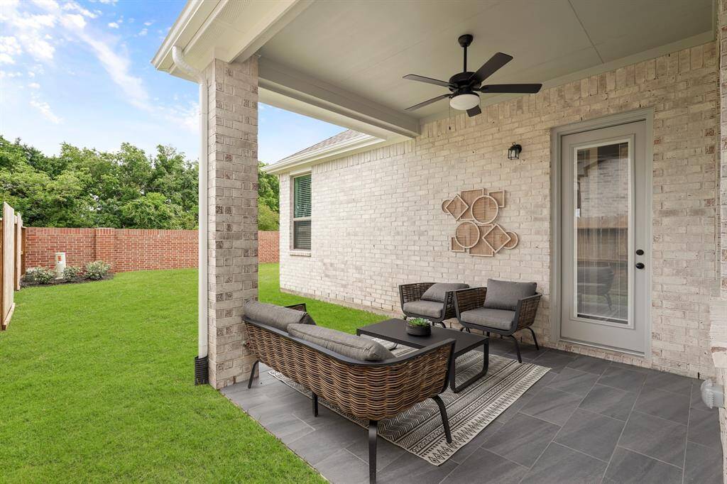 Photos are REPRESENTATIVE of the home /floor plan and are NOT of the actual home. Selections, features, and room options may vary. For more info., contact Chesmar Homes.
