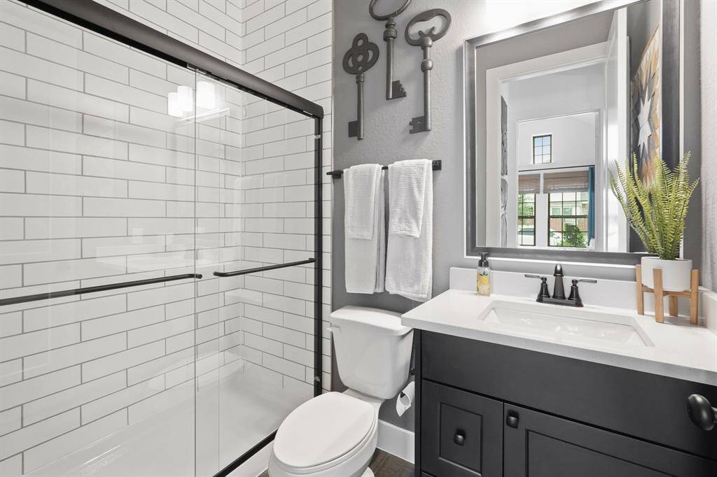 Photos are REPRESENTATIVE of the home /floor plan and are NOT of the actual home.  Selections, features, and room options may vary.  For more info., contact Chesmar Homes.
