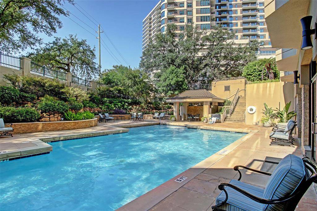 Heated lap length swimming pool.