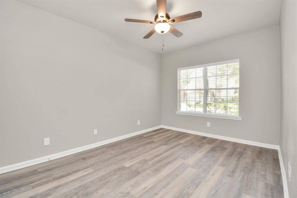 Photos displayed may be of similar apartments or floor plans featuring the same finishes.
