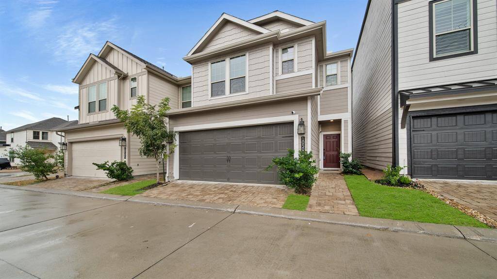 Nestled on a serene lot,this charming home offers a tranquilretreat from the hustle and bustle.