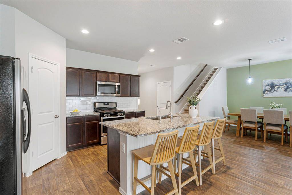 The large eat-in island will be the center of all your gatherings!