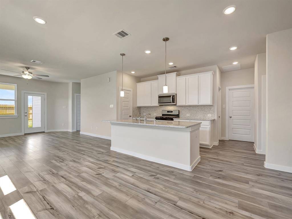 Photo is not of the actual home but is an inspirational photo of builder’s model home and may depict options, furnishings, and/or decorator features that are not included.
