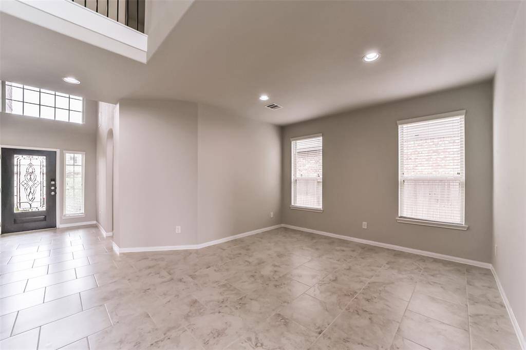 Dining room has plenty of room for entertaining