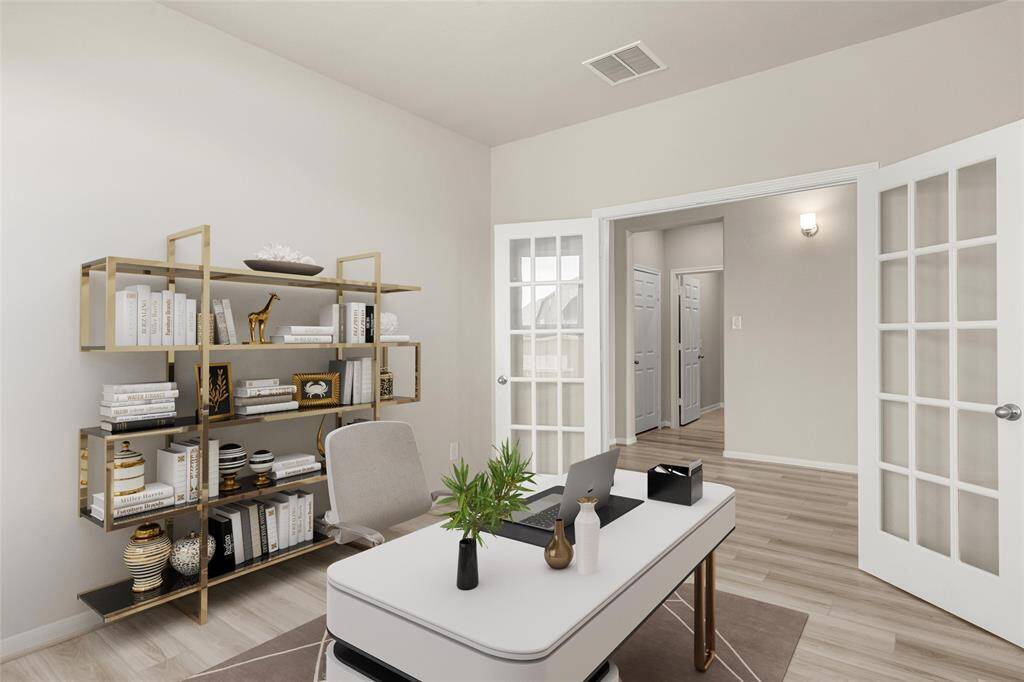 note: Sample product photo. Actual exterior and interior selections may vary by homesite.