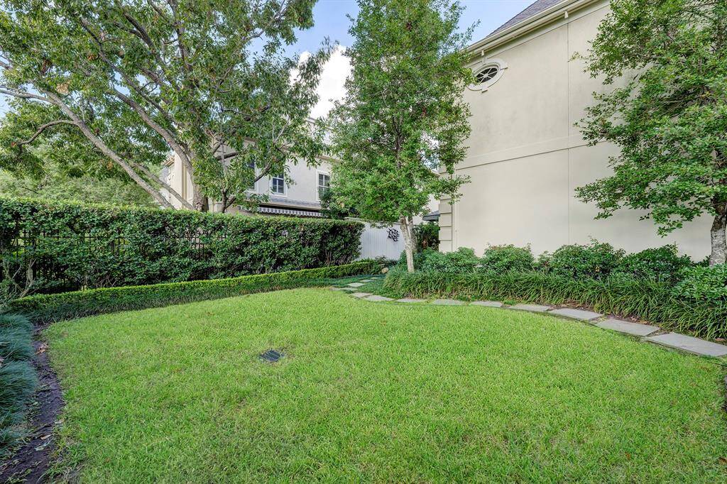 It is a luxury to have this extra green space.