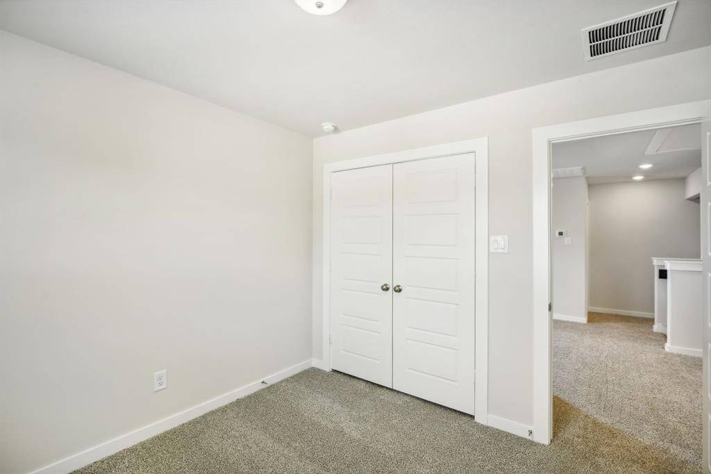Photo is not of the actual home but is an inspirational photo of builder’s model home and may depict options, furnishings, and/or decorator features that are not included.